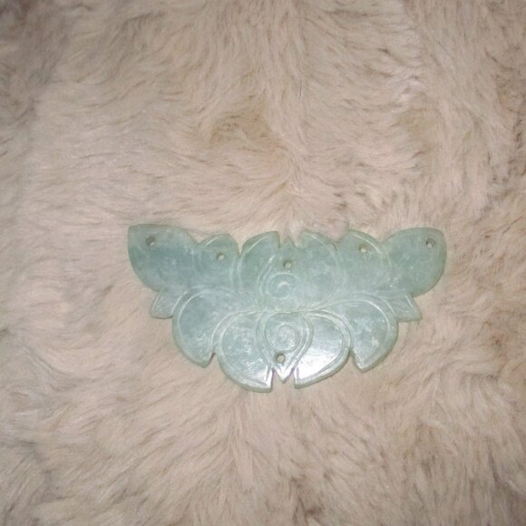 Jade Hand Carved Vintage (rare) - Picture 2 of 2